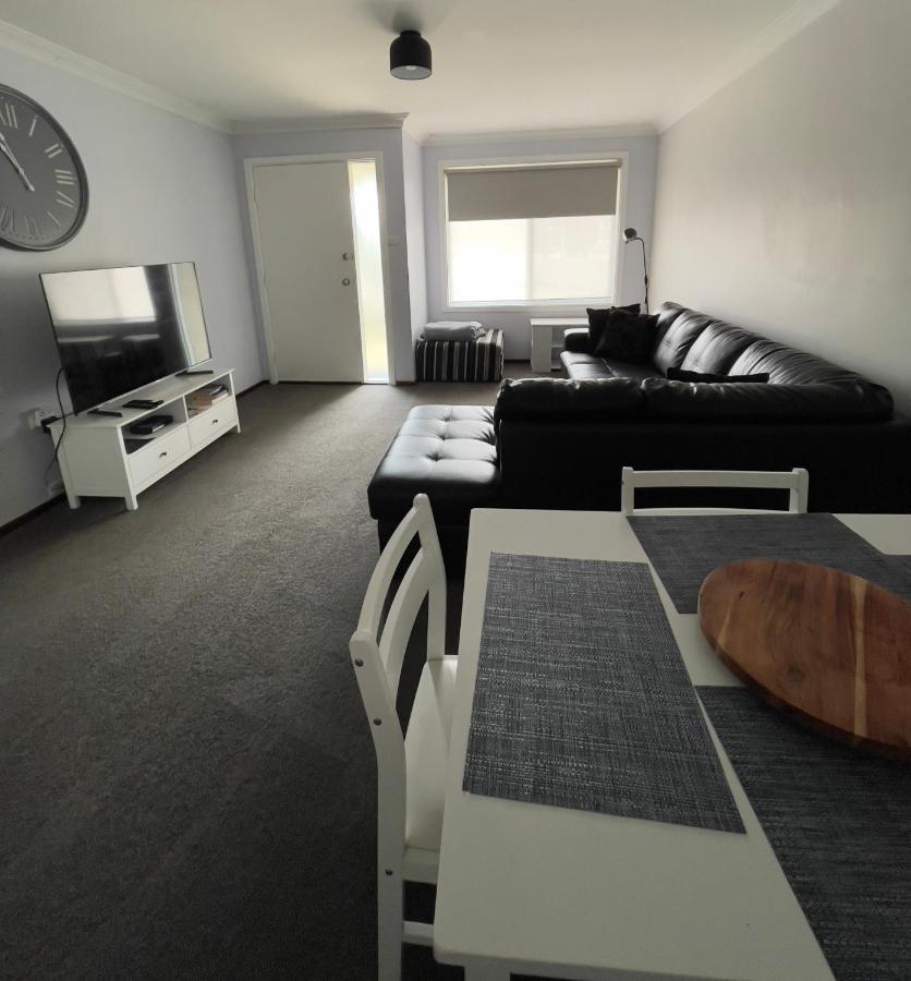 Kulin Erindale Apartments Extérieur photo